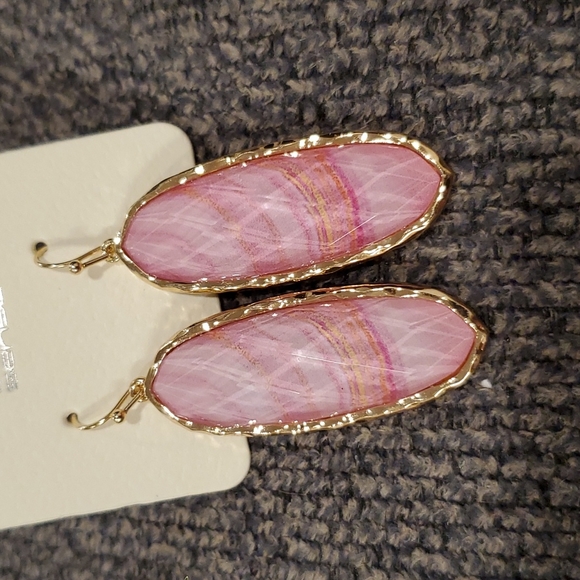 Oval beveled marbled acrylic orange blue pink pierced earrings Goldtone - Picture 7 of 10